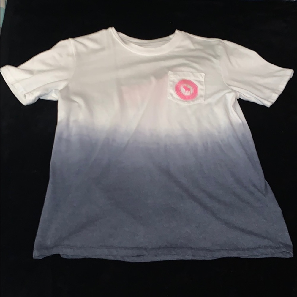 Ambercrombie t shirt